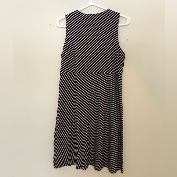 Black and white stripe sundress - Picture 3 of 3